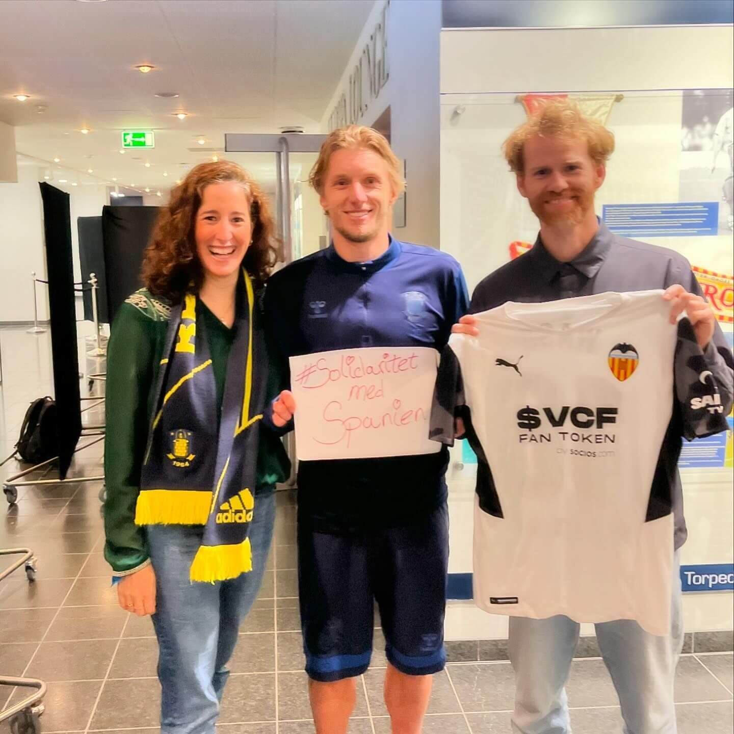  Irene García, Daniel Wass y Cyron Melville