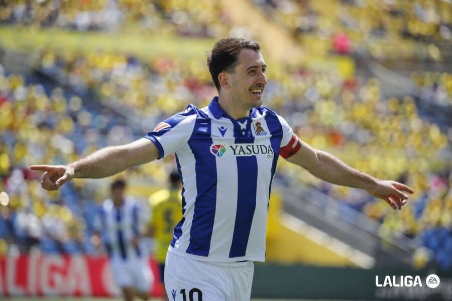 Mikel Oyarzabal celebra su gol ante Las Palmas.