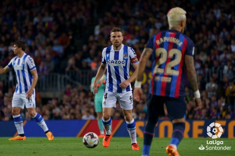  Illarra, una de las bajas por sanción para Almería, en el Barcelona - Real Sociedad.