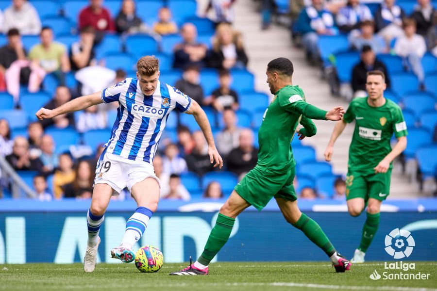  Alex Sorloth, en el Real Sociedad - Elche.