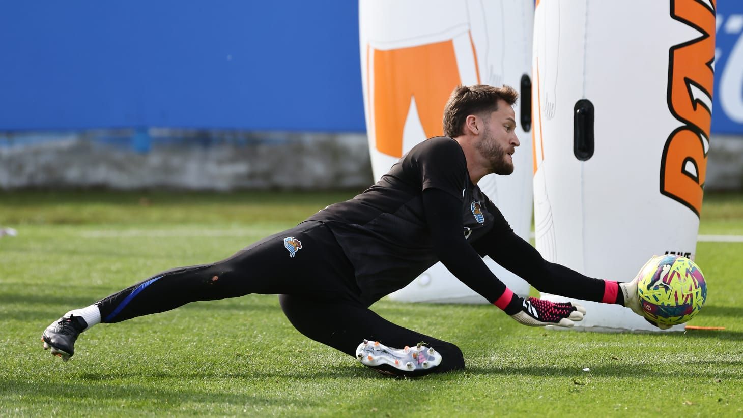  Álex Remiro, en el entrenamiento del miércoles en Zubieta.