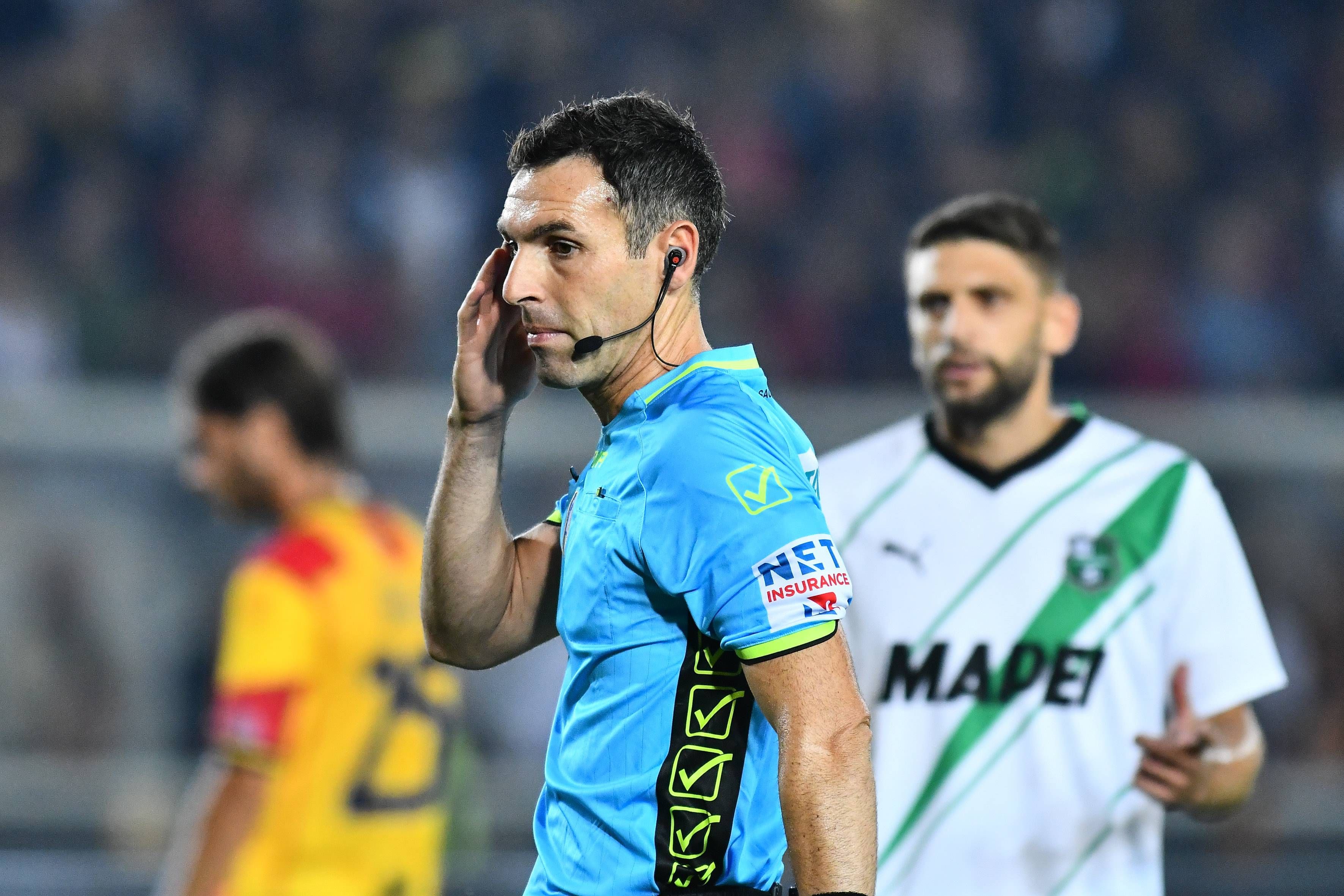  Árbitro italiano Juan Luca Sacchi. (Fuente: Cordon Press)