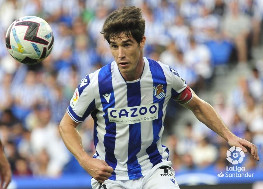  Aritz Elustondo, jugador de la Real Sociedad