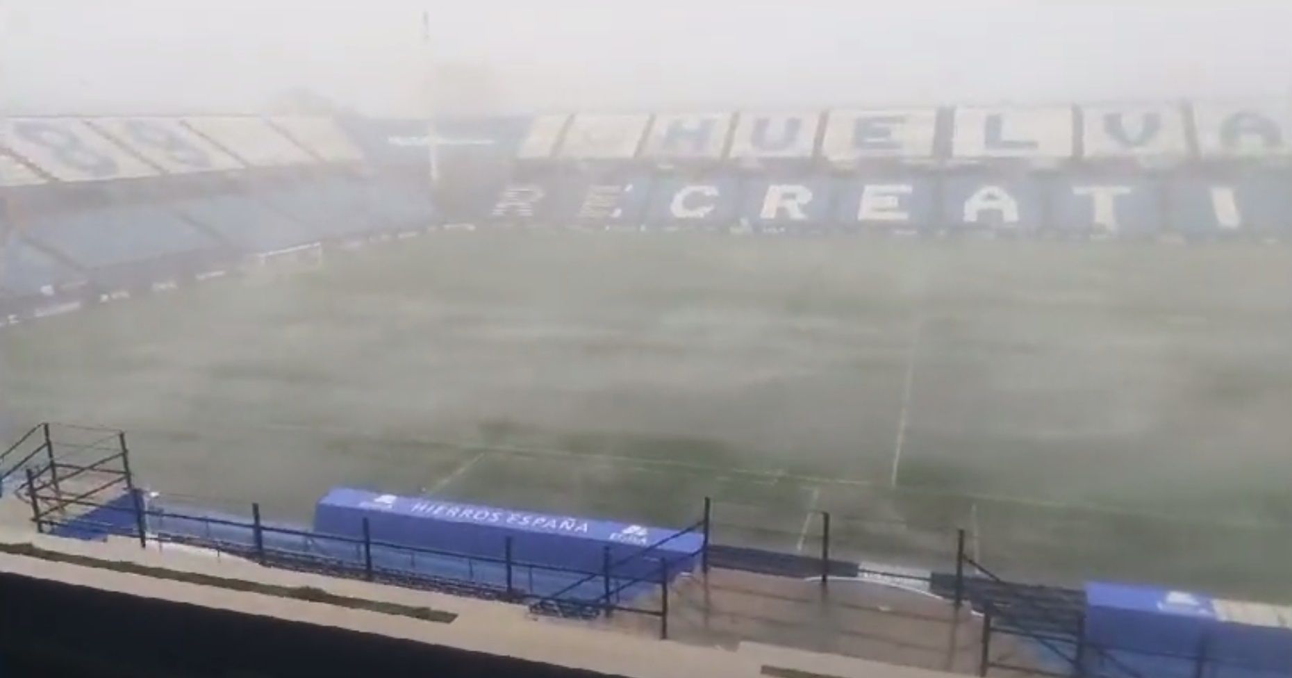 El Nuevo Colombino, antes de que se suspendiera el Recreativo de Huelva - Alcoyano por el temporal.