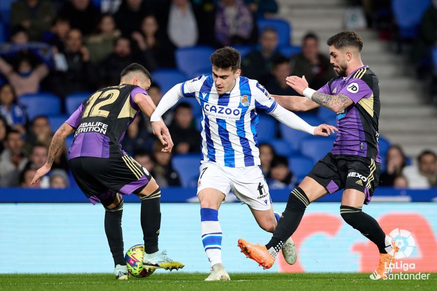 Barrenetxea jugó de lateral derecho en el partido de la Real Sociedad ante el Real Valladolid.