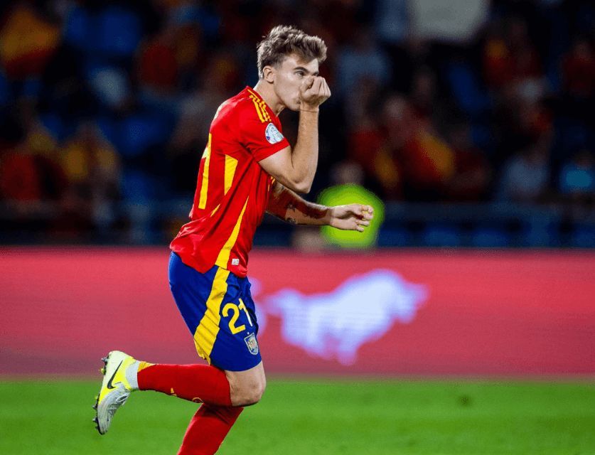 Pablo Barrios, en su debut con la Selección Española