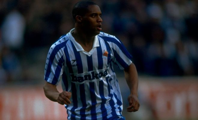  Dalian Atkinson, durante su etapa como jugador de la Real Sociedad.