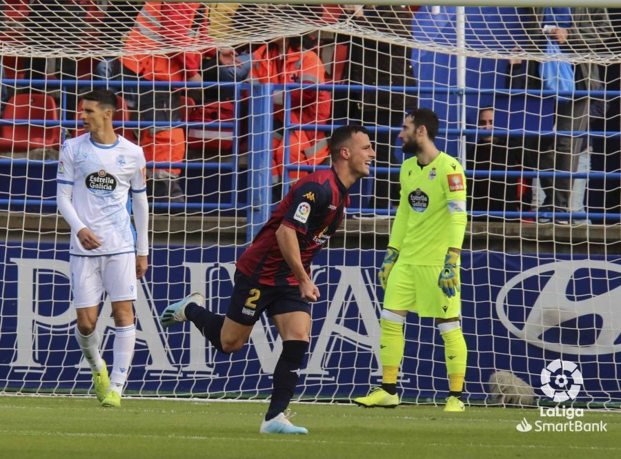  El Extremadura, último equipo que le marcó al Deportivo.