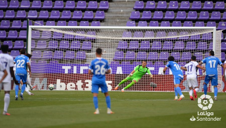  Enes Ünal anota el tanto del empate en el duelo ante el GEatfe CF.
