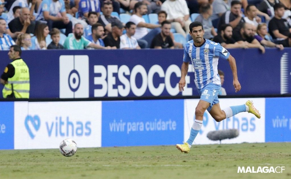  Juanfran, en un partido con el Málaga.