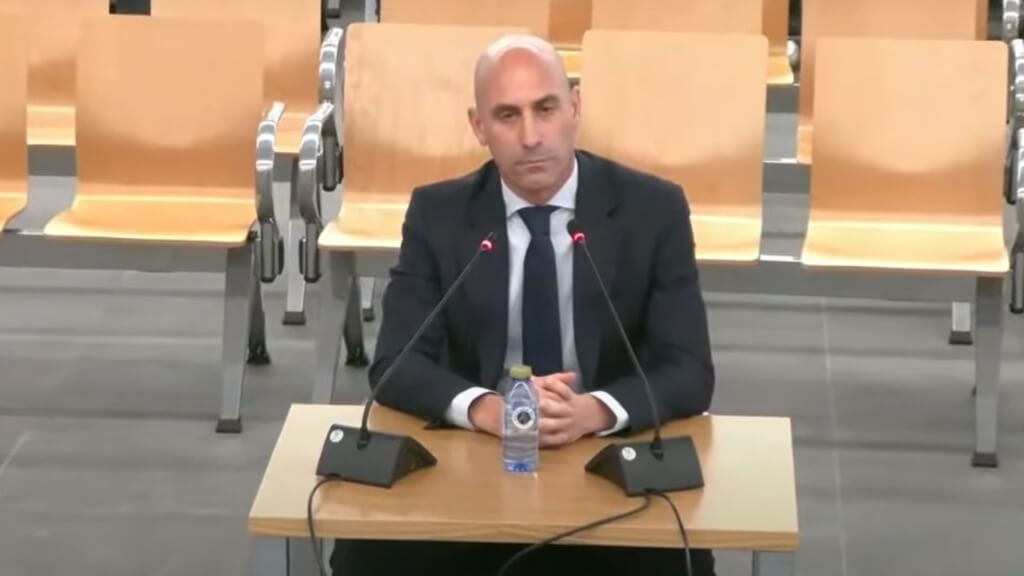  Luis Rubiales, en el juicio por el beso no consentido a Jenni Hermoso