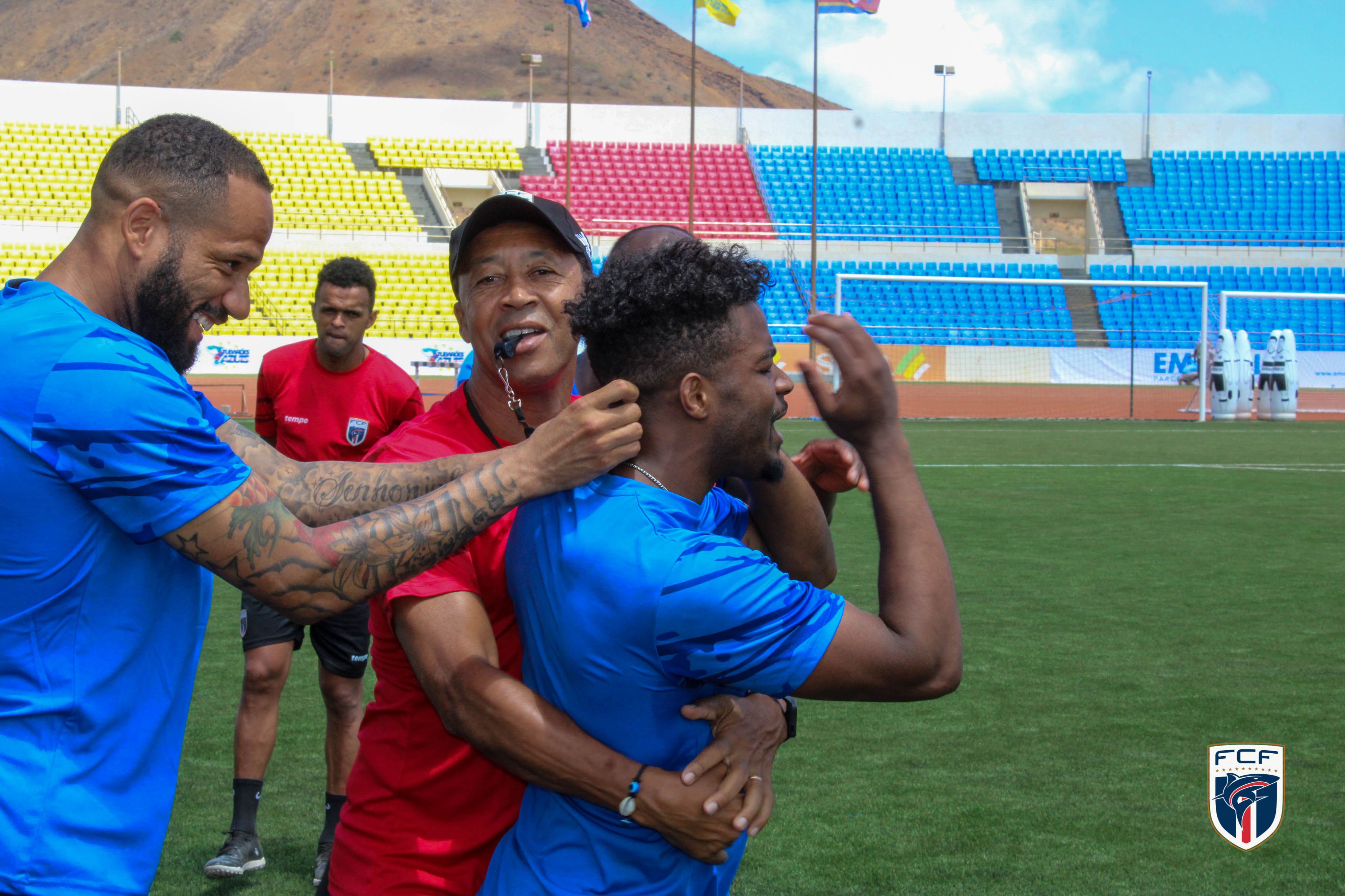  Bebé, con su selección.