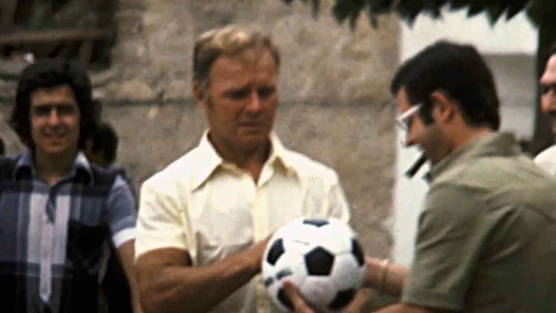 Ladislao Kubala, como seleccionador de España en el partido en Sarral