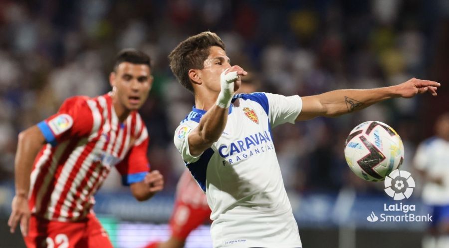  Giuliano Simeone durante el Zaragoza-Sporting