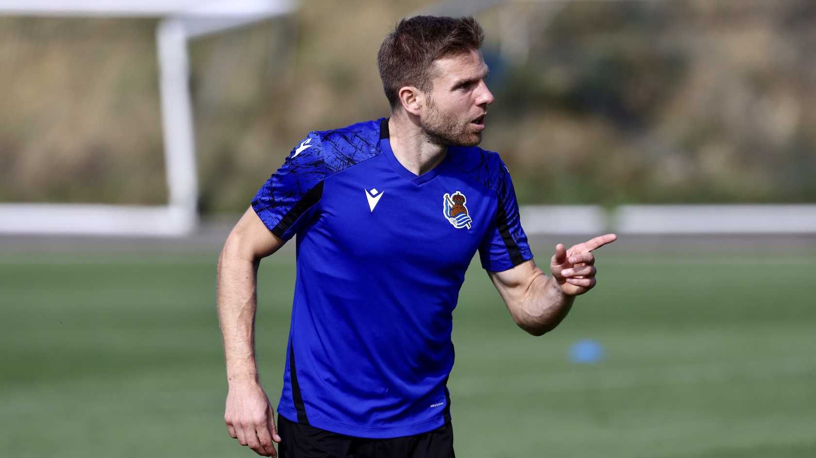 Asier Illarramendi, en un entrenamiento con la Real Sociedad.