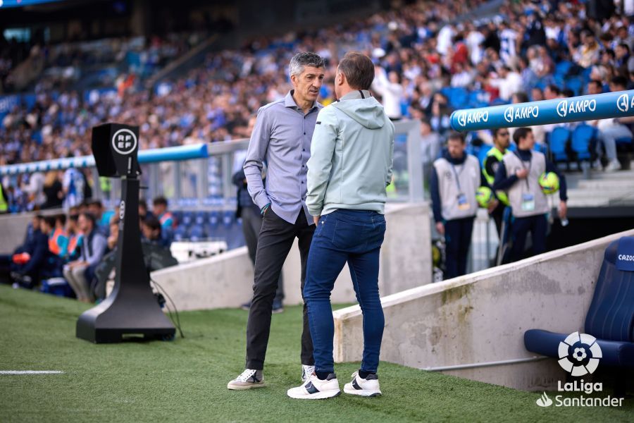  Imanol charla con Carvalhal durante el Real Sociedad-Celta.