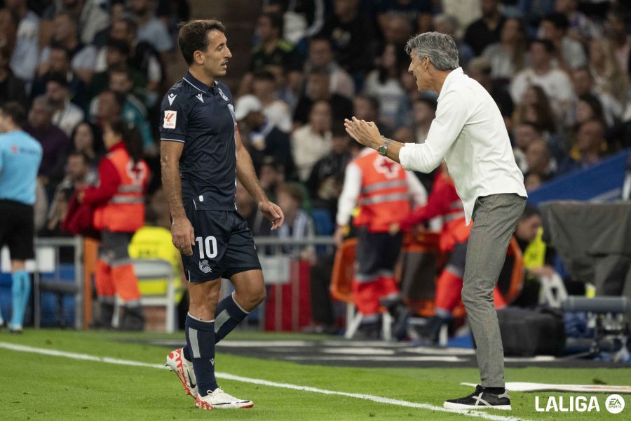 Imanol da instrucciones durante ante el Real Madrid.