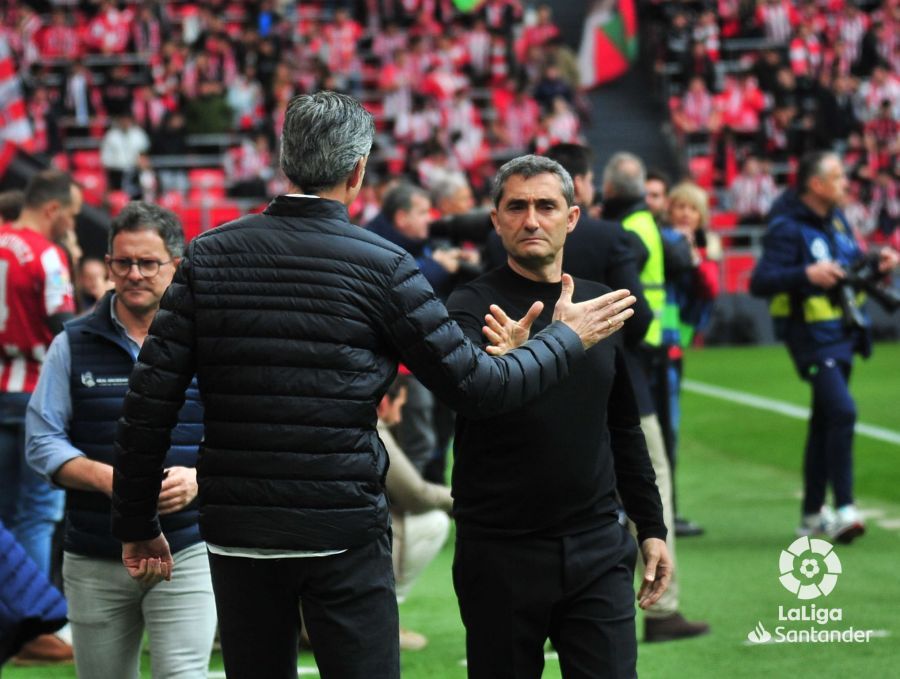  Imanol en el derbi ante el Athletic en San Mamés..