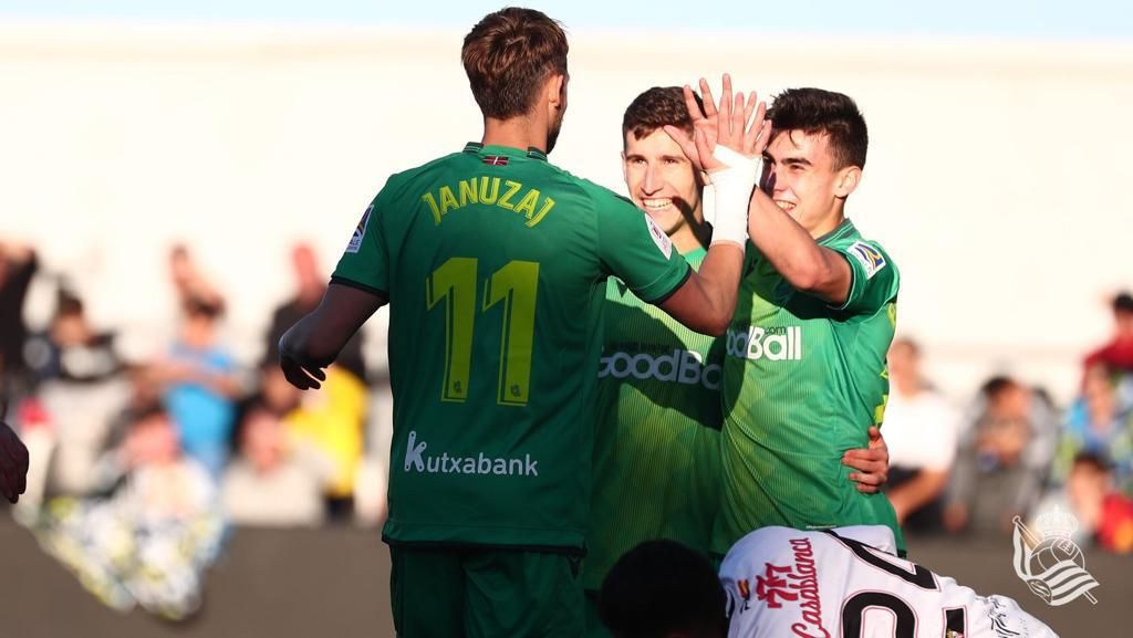  Januzaj celebra su gol al Ceuta.
