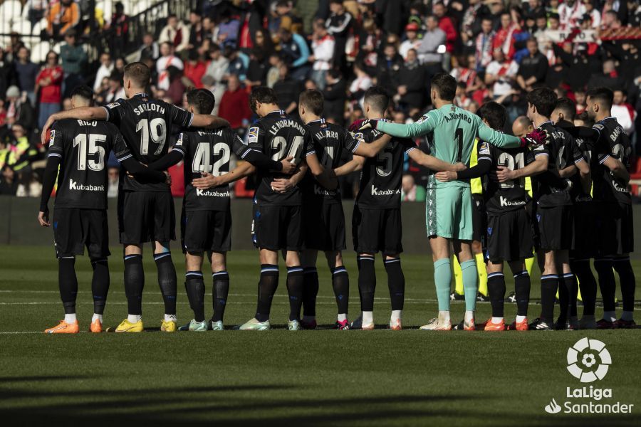  Hubo un minuto de silencio en Vallecas en recuerdo del padre de Mikel Labaka.
