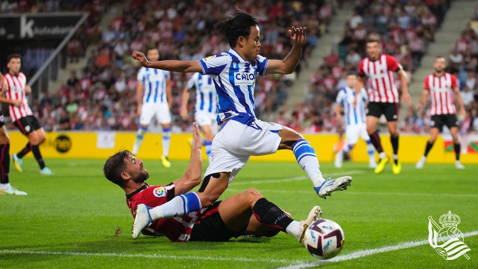  Take Kubo, en una acción de un partido contra el Athletic.