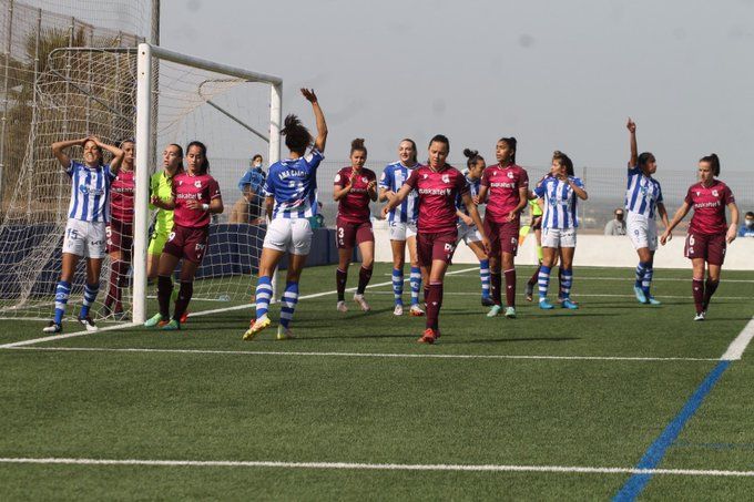 La Real se impuso 1-2 al Sporting de Huelva.