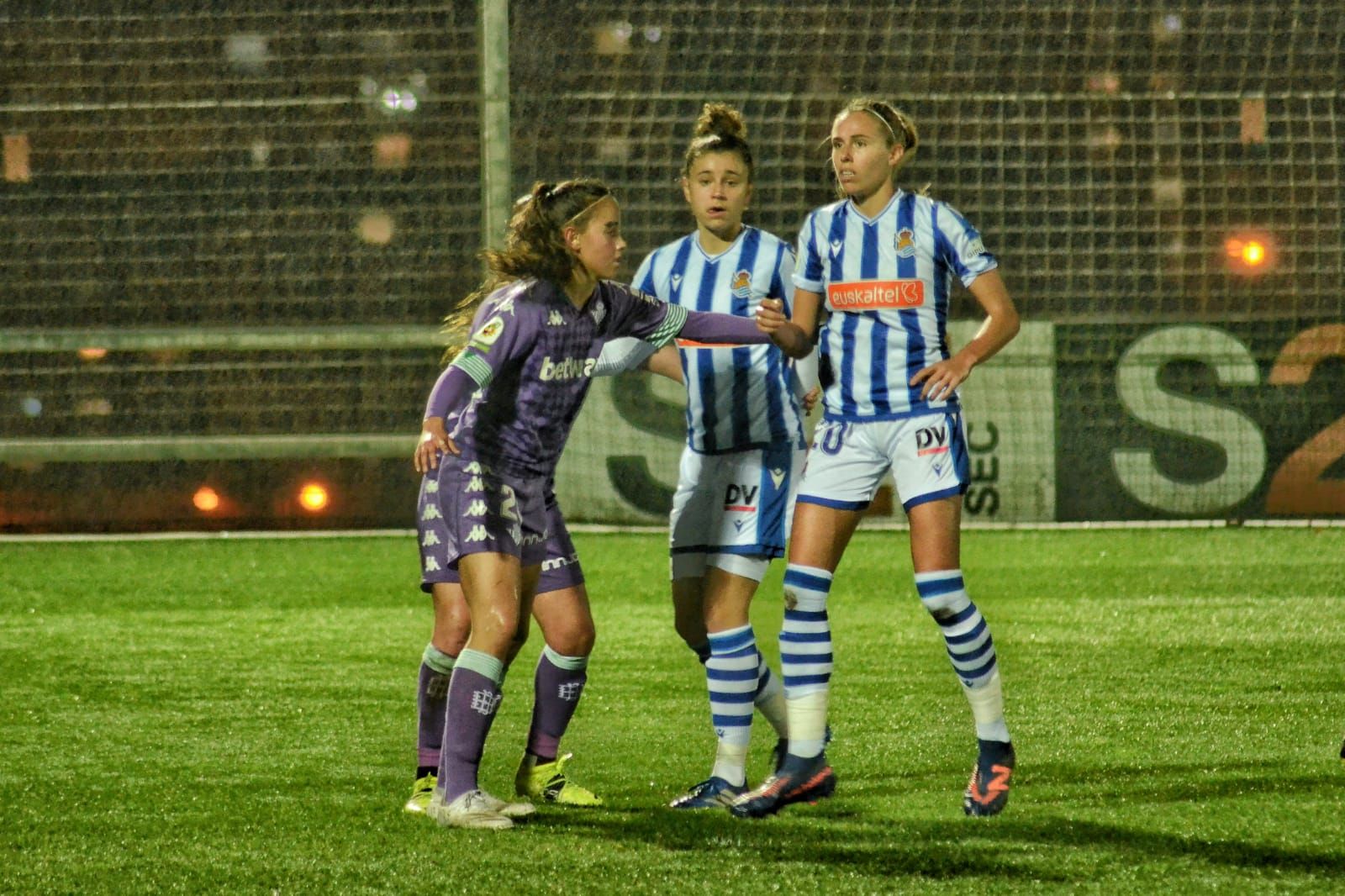 La Real Sociedad goleó al Betis en Zubieta.