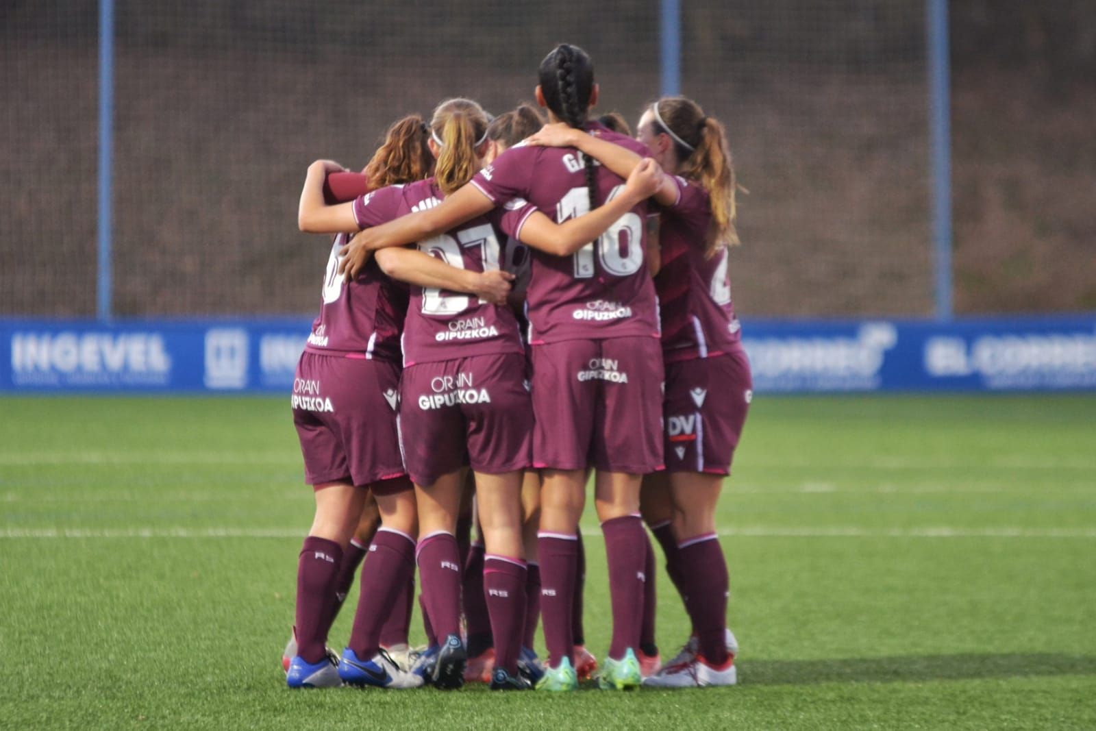  La Real Sociedad se mantiene firme en la segunda plaza de la Liga Primera Iberdrola.