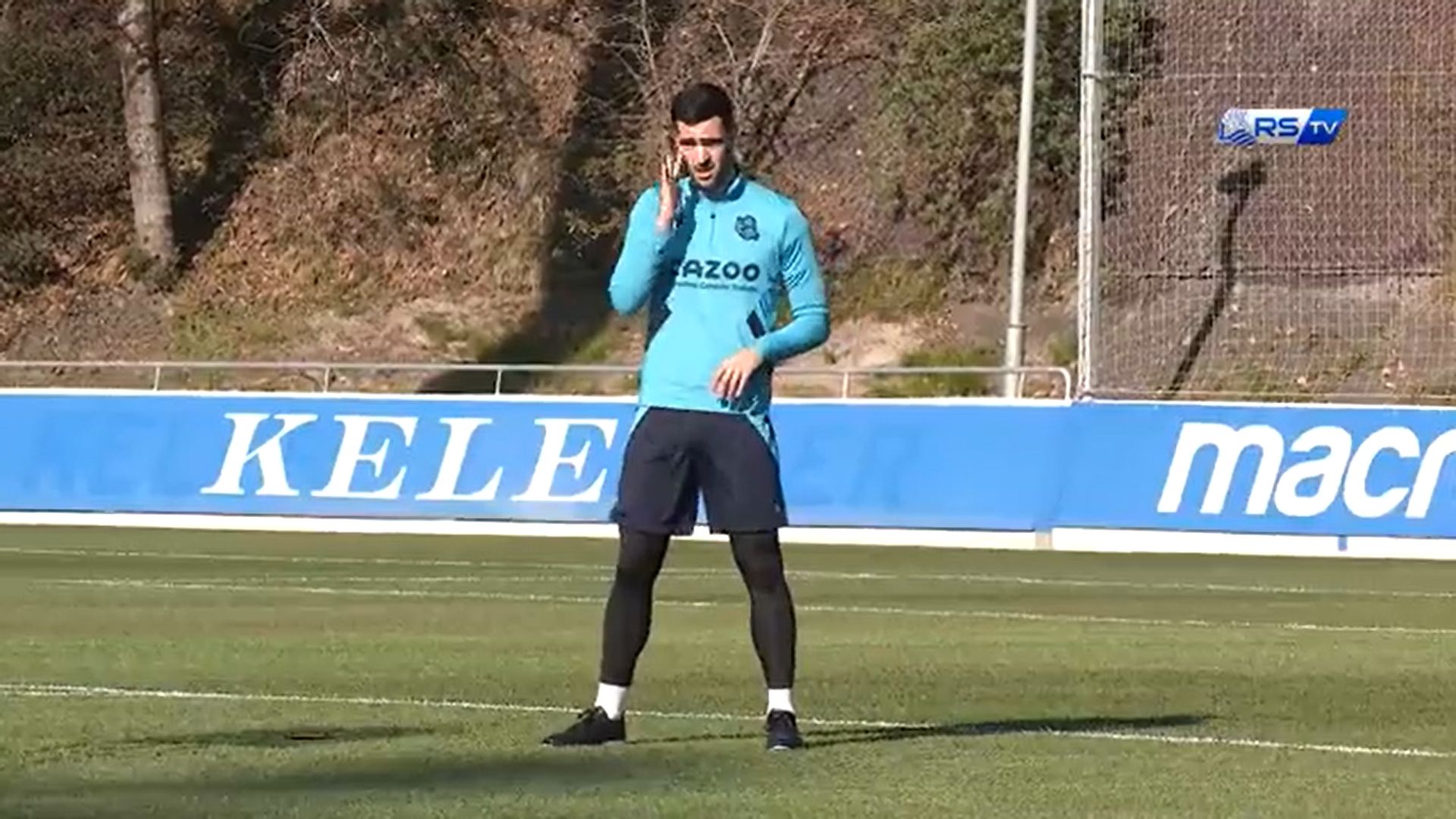  Merino, Guevara y Sola se incorporan al trabajo en grupo en Zubieta