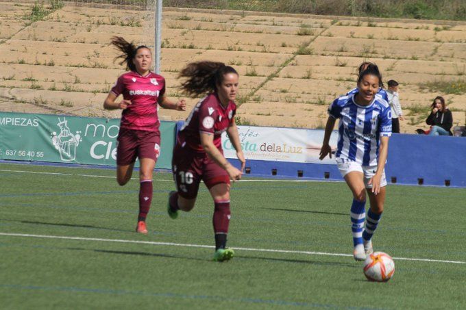 Nerea Eizagirre, en el partido de la Real Sociedad ante el Sporting de Huelva