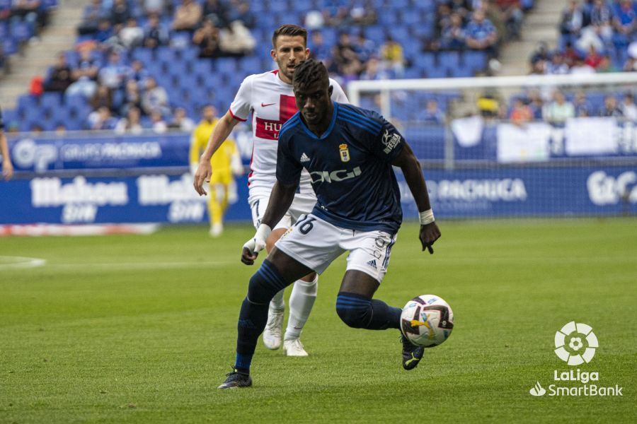  Obeng, en el Real Oviedo-Huesca.