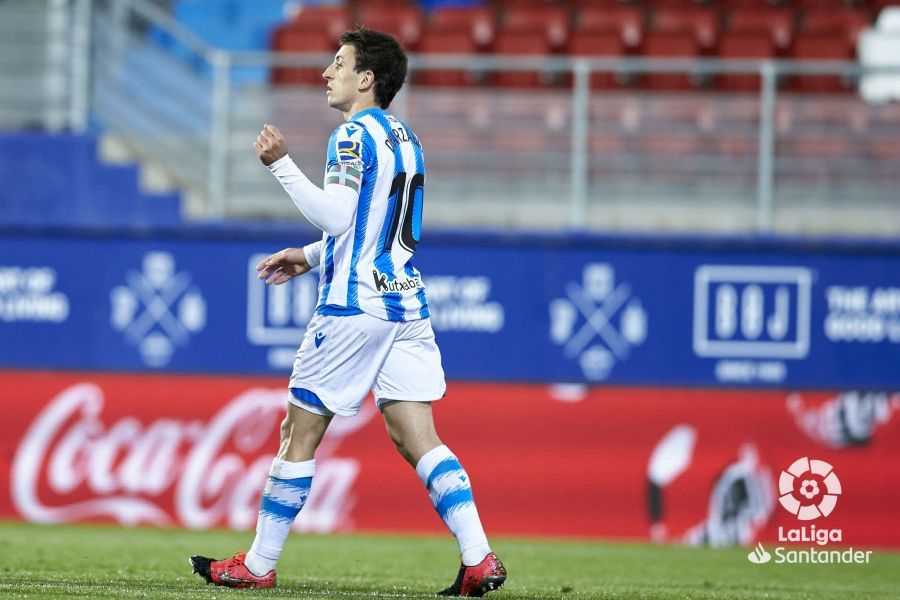 Oyarzabal celebra su gol en Ipurua.