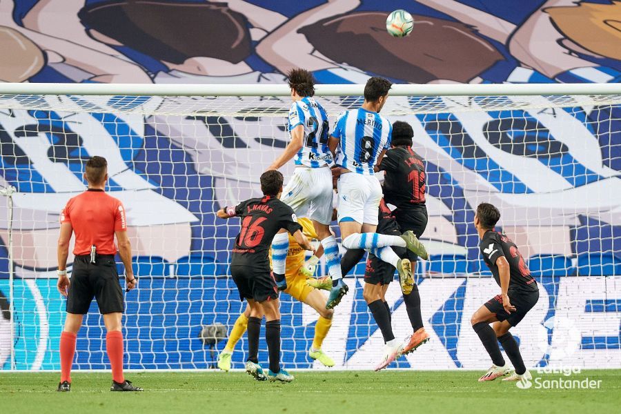  Un lance del Real Sociedad-Sevilla