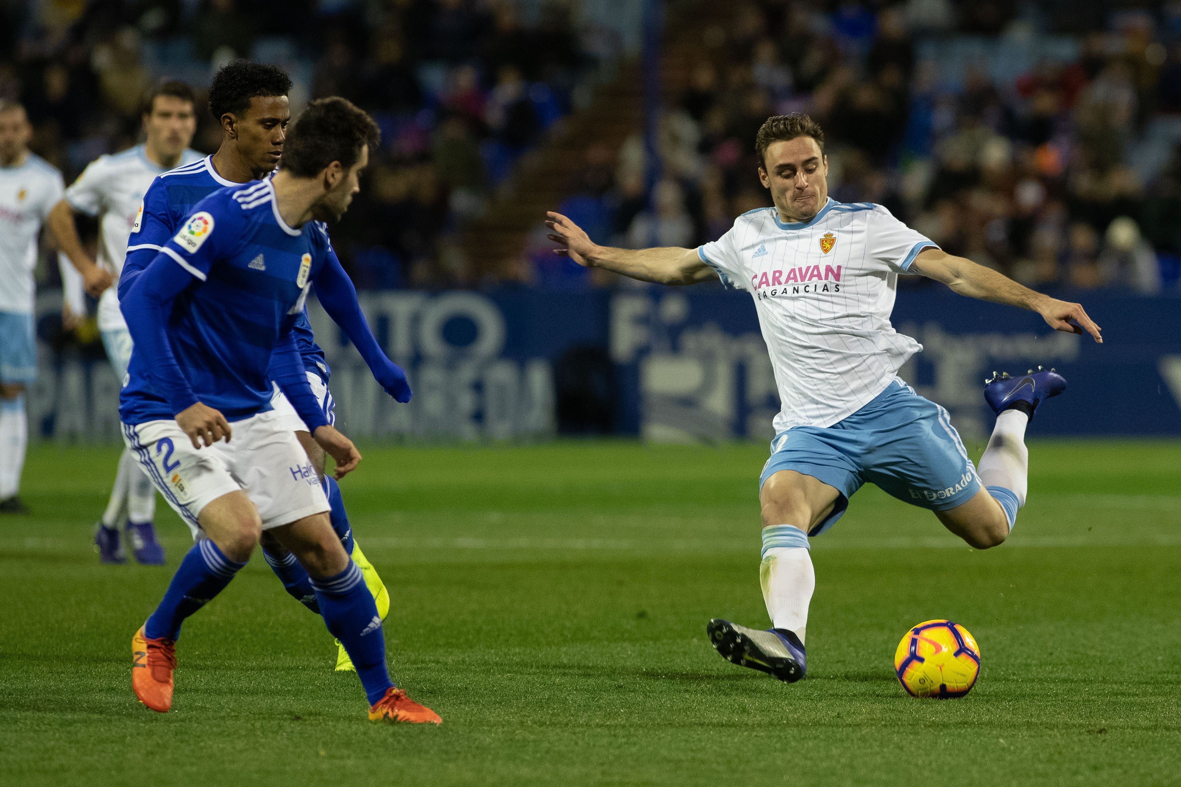  Daniel Lasure en el encuentro frente al Real Oviedo en La Romareda.