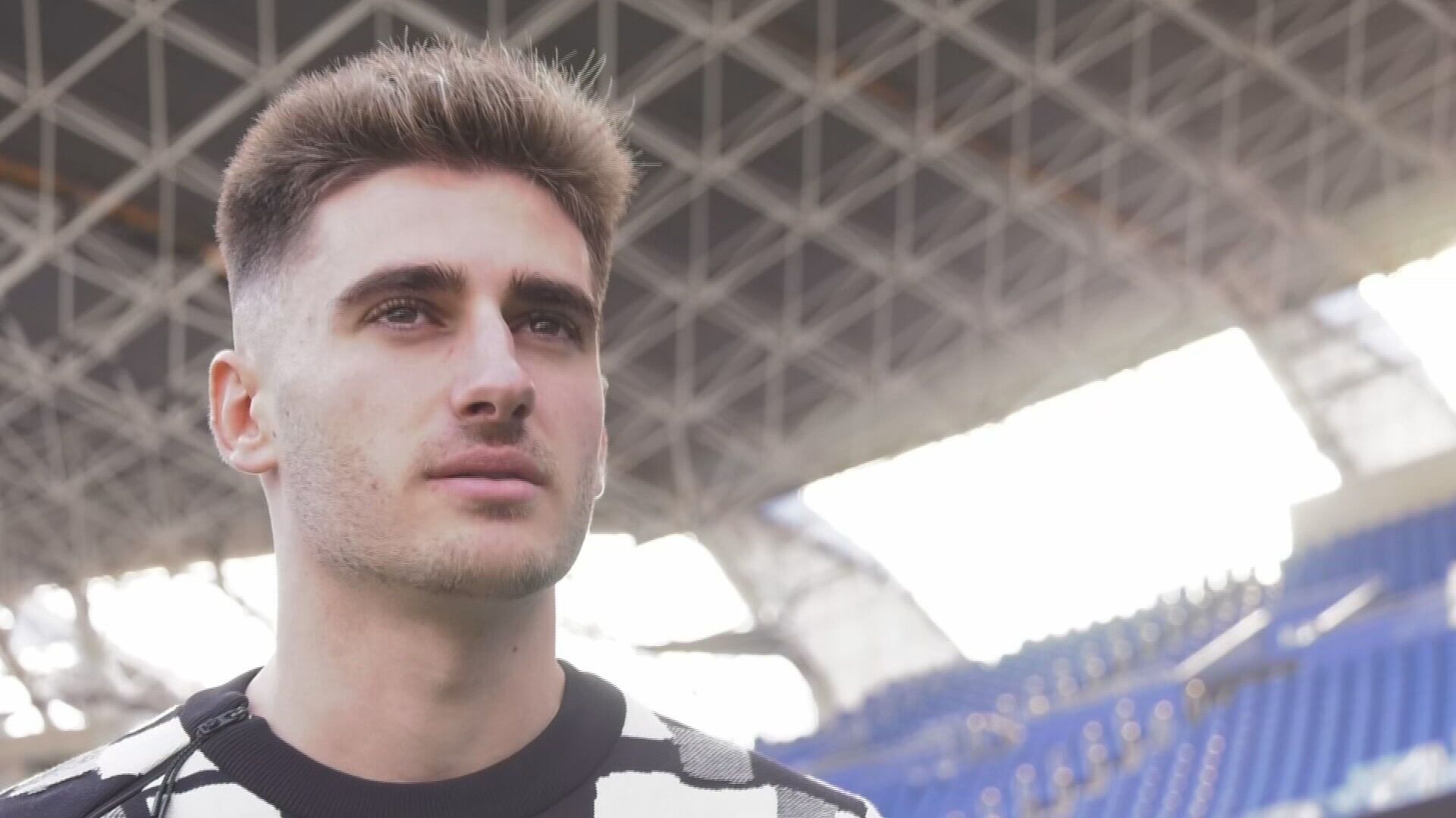 Robert Navarro, durante la entrevista con ElDesmarque.