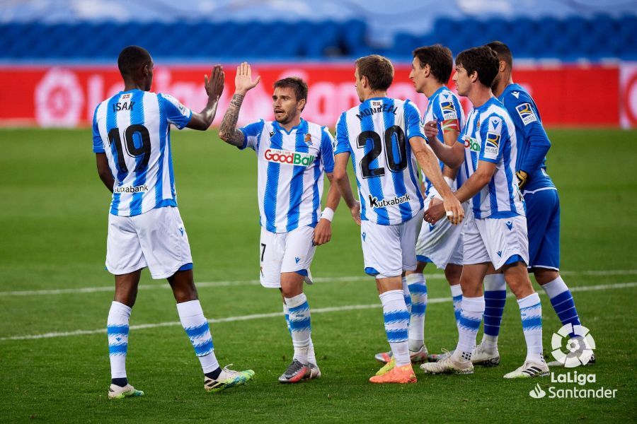 La Real Sociedad celebra el triunfo ante el Espanyol.