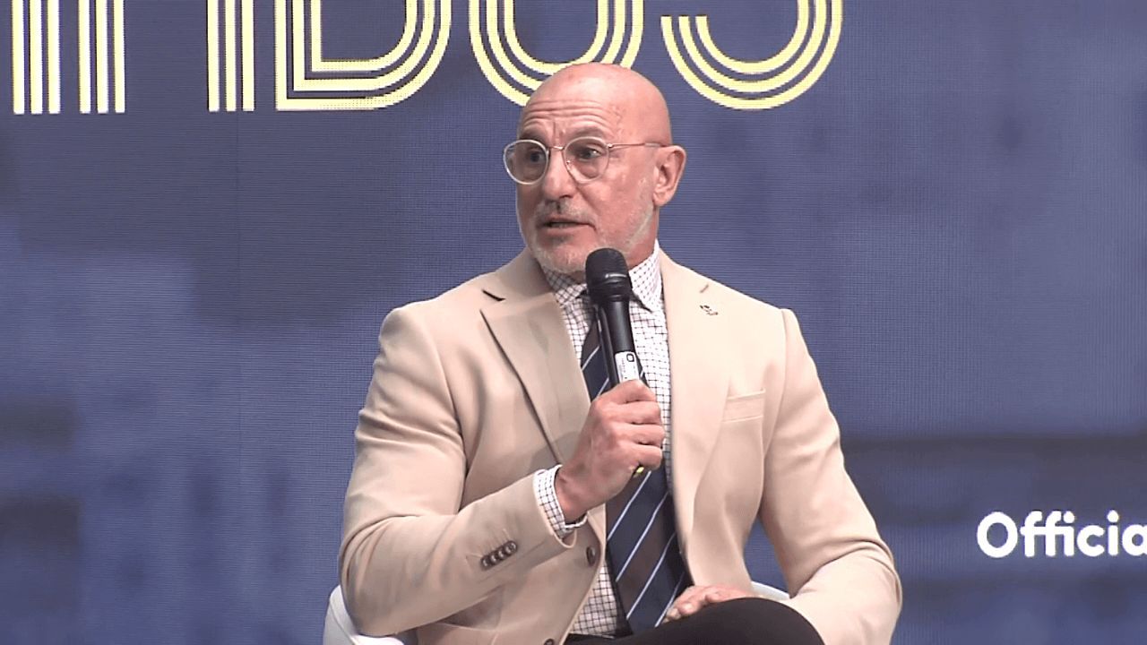  Luis de la Fuente en los Laureus 2025 (ElDesmarque)