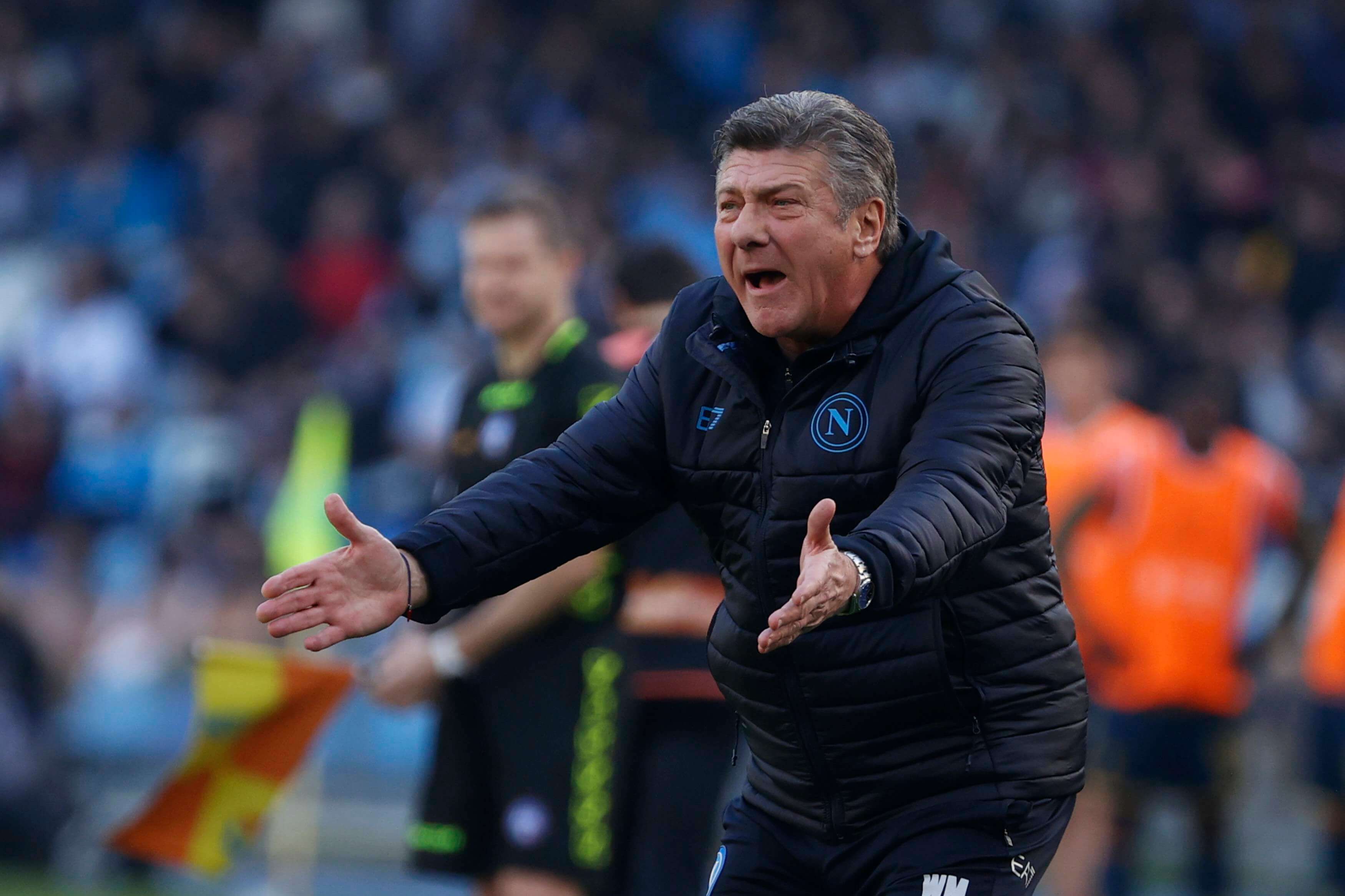  Walter Mazzarri, en un partido con el Nápoles.