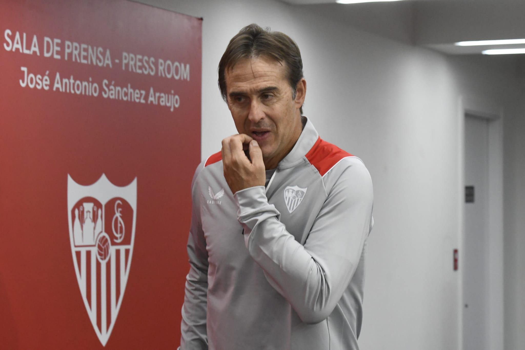  Lopetegui, en la rueda de prensa de este viernes.