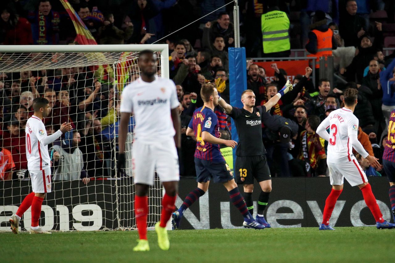  Penalti parado por Cillessen.