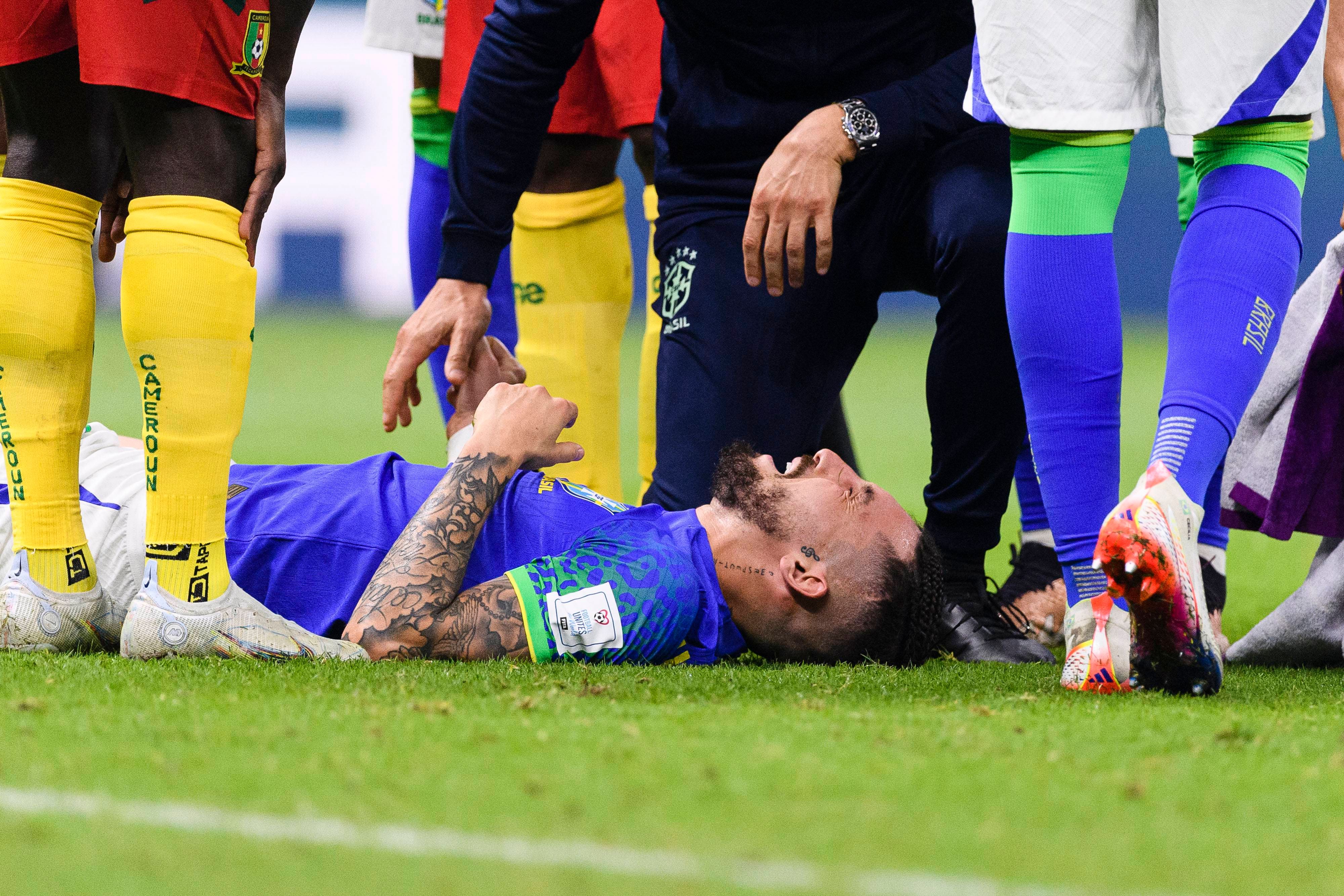  Alex Telles, lesionado en el Mundial.