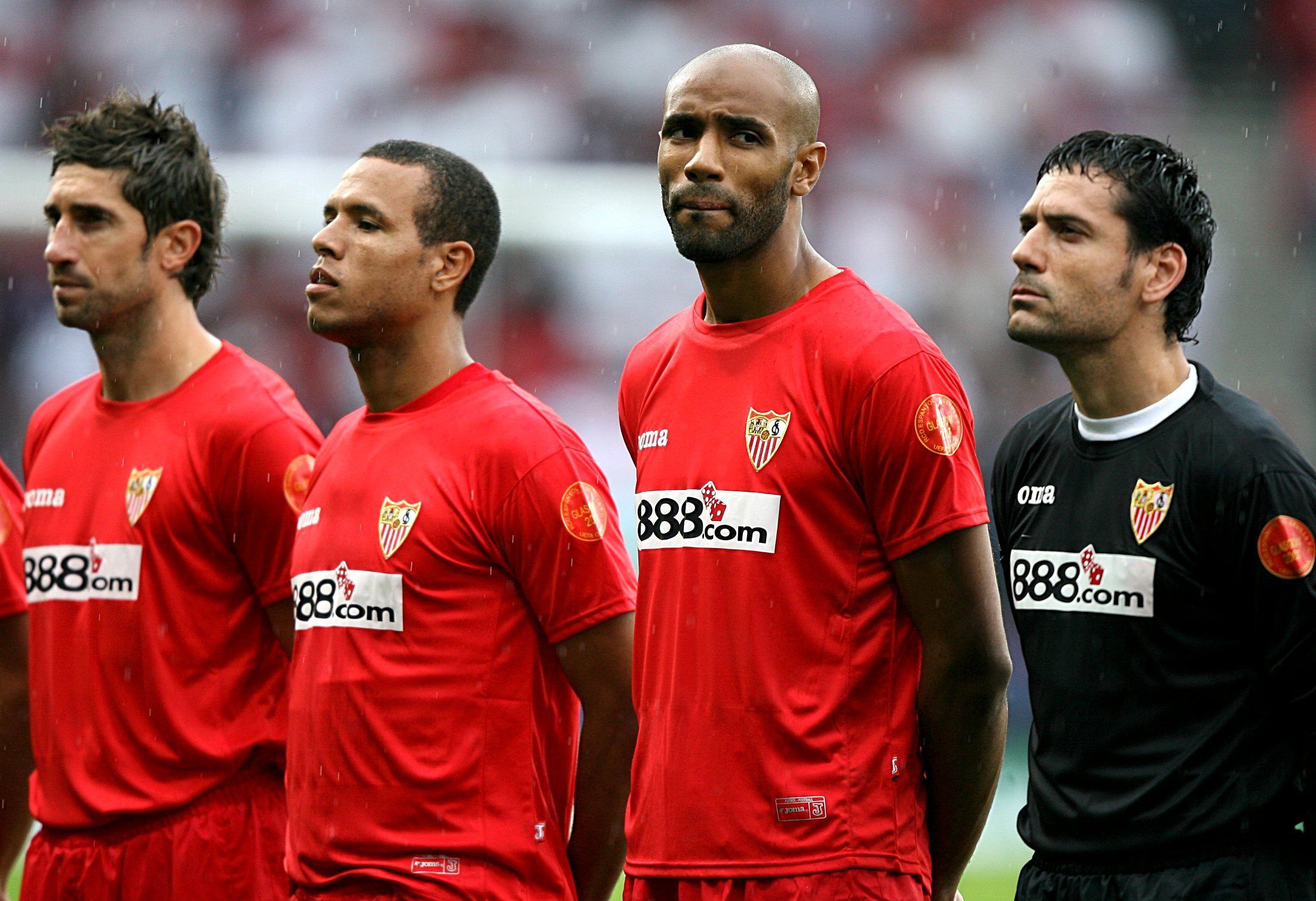  Luis Fabiano, Kanouté y Palop, en la final de Glasgow de 2007.