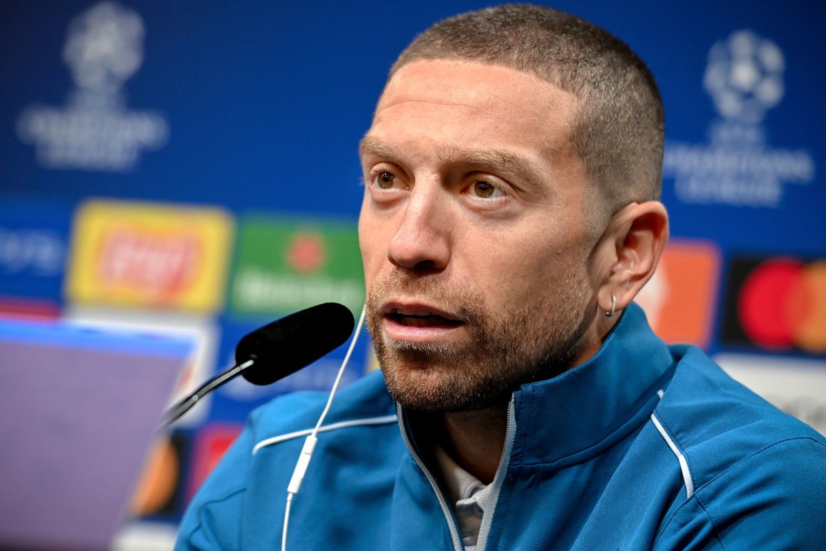  Papu Gómez, en la rueda de prensa de Dortmund.