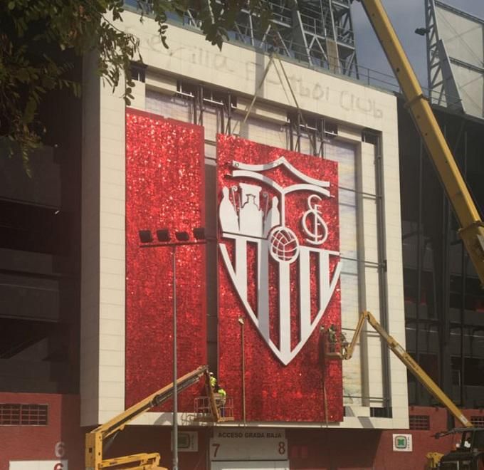 Trabajos para tapar el Mosaico del Centenario.