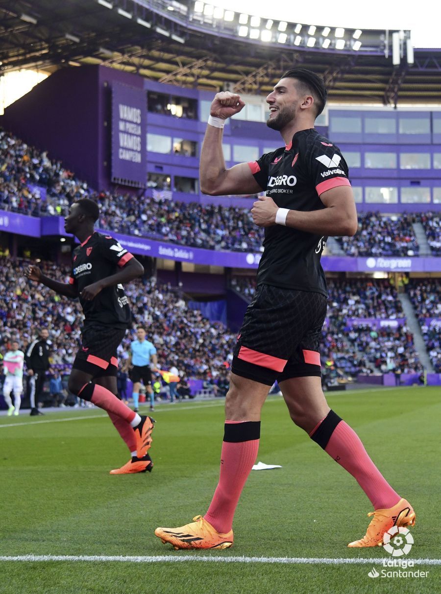  Celebración del tanto de Rafa Mir ante el Valladolid.