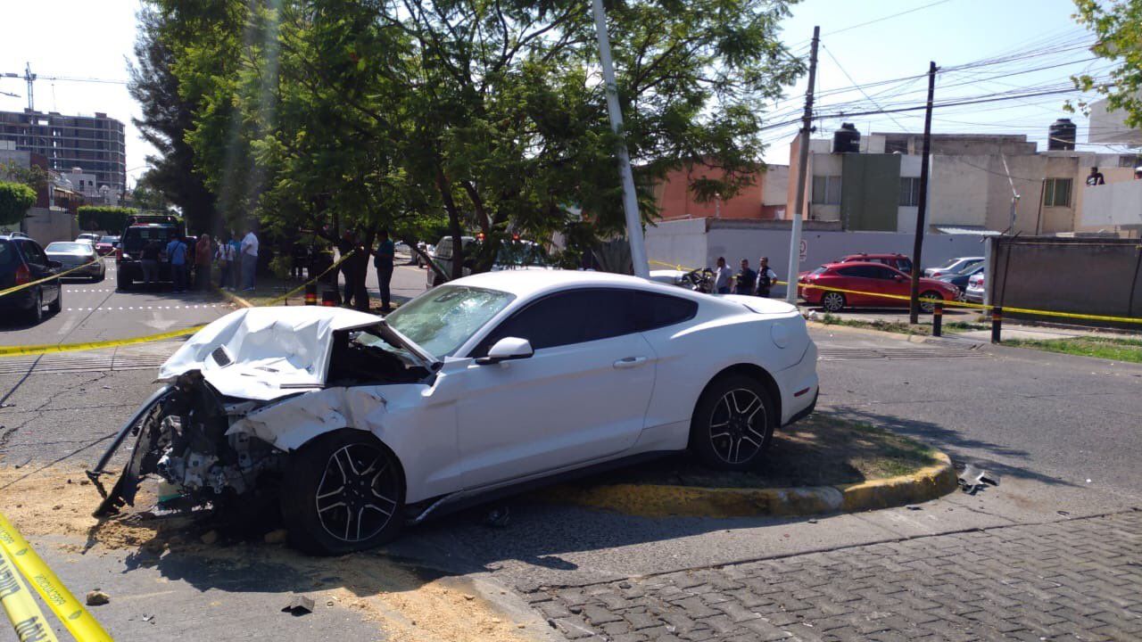  Así quedó el coche de Joao Maleck.