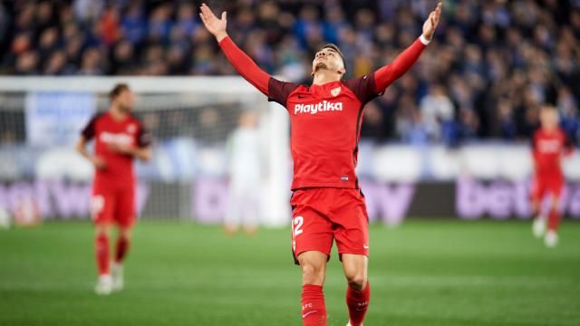 André Silva se lamenta tras una jugada.