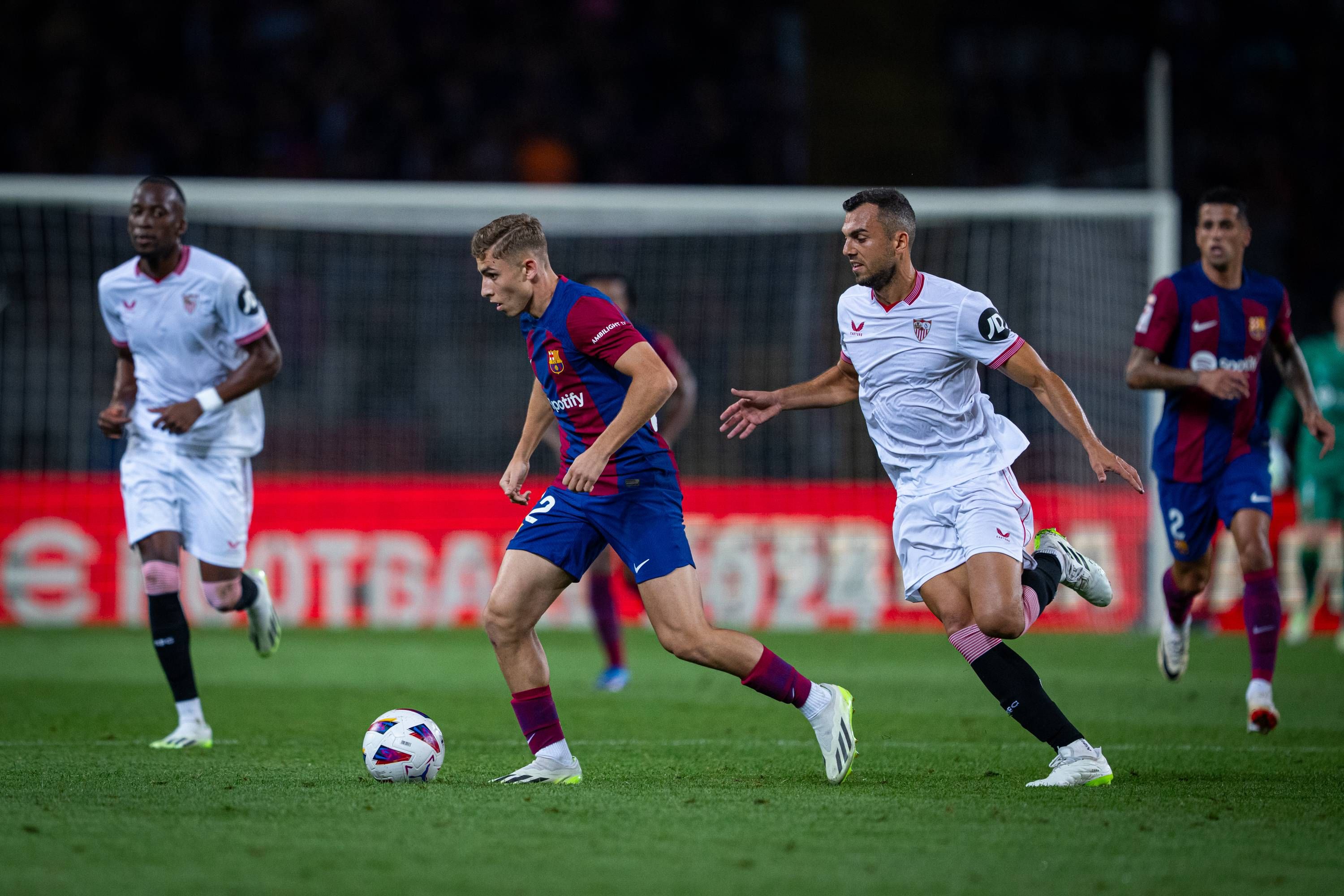  Jordán, ante Fermín.