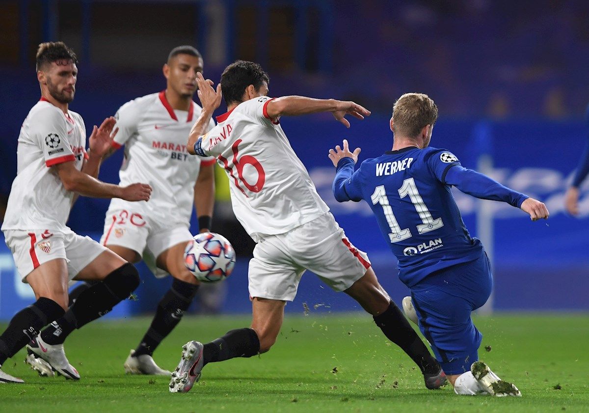  Imagen del primer partido del Sevilla en la fase de grupos de la Champions League.