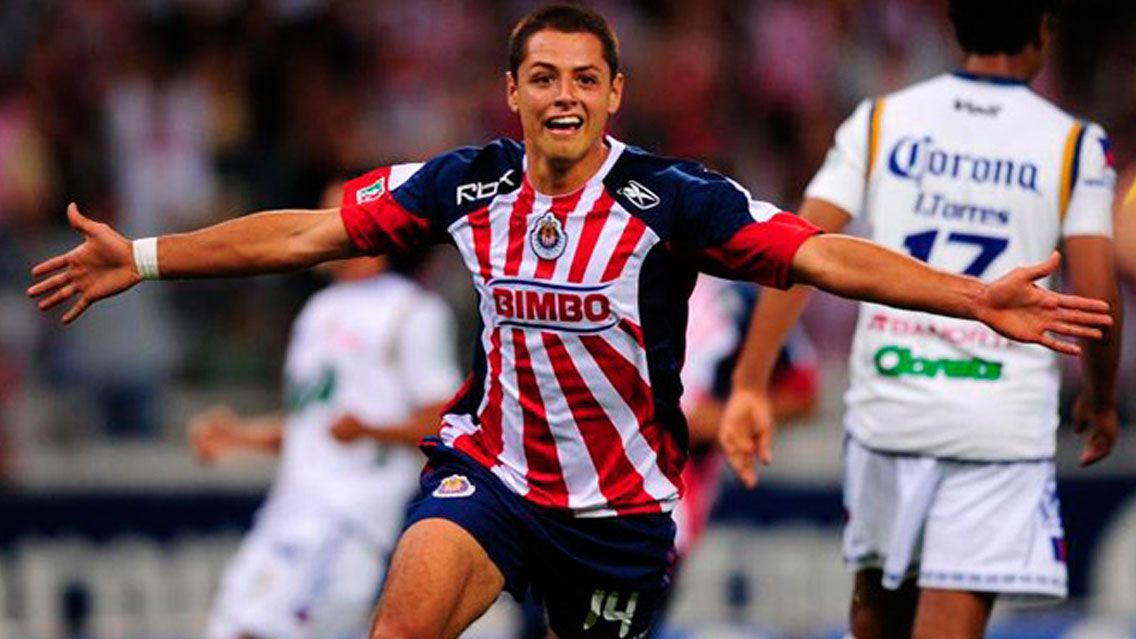  Chicharito Hernández, en su etapa en Chivas.